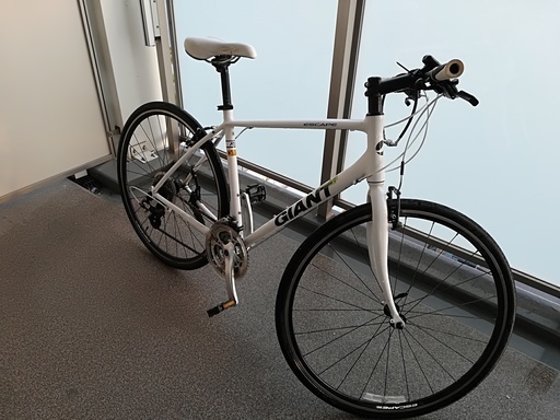 [価格・受け渡し方法など柔軟に相談に応じます！]  安い!! 2万3千円!! GIANT ESCAPE R3 ホワイト