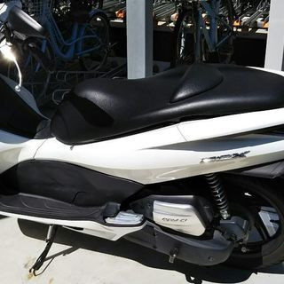 ☆ホンダ　バイク　PCX125　JF28　白 千葉☆