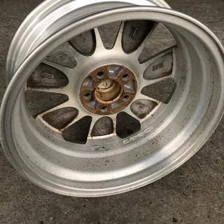 三菱デリカD5 純正アルミ18×7j 38 4本 ナット付 中古品　美品