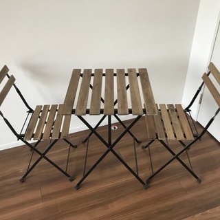 【状態良好】テーブル&椅子2脚セット（IKEA製）