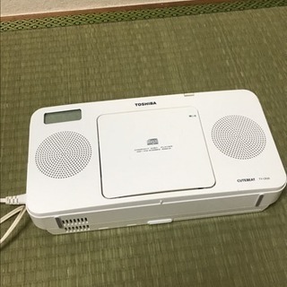 CDプレイヤー兼ラジオ TOSHIBA CUTEBEAT TY-...