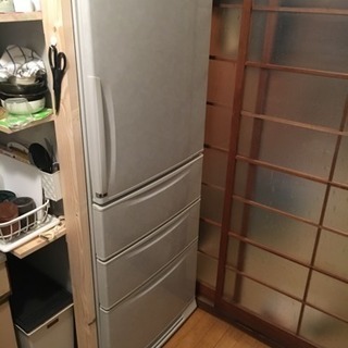 東芝の大型冷蔵庫あげます。