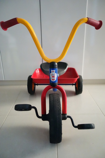 ボーネルンド　三輪車