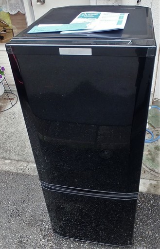 ☆\t三菱 MITSUBISHI MR-P15Z 146L 2ドア冷凍冷蔵庫◆お洒落なラウンドカットデザイン
