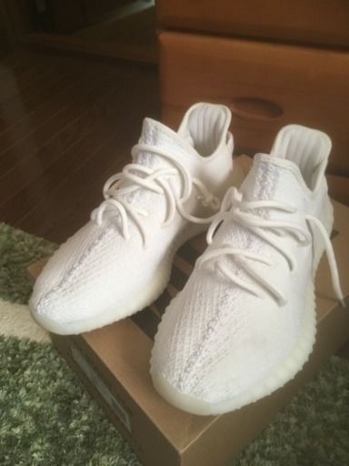 靴 adidas  yeezy boost 350 v2 cream white