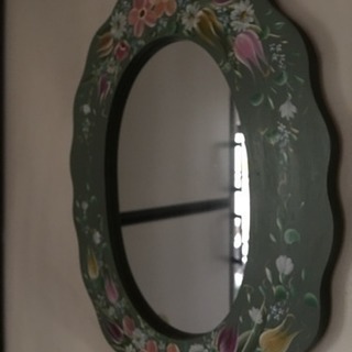 トールペイントの鏡です