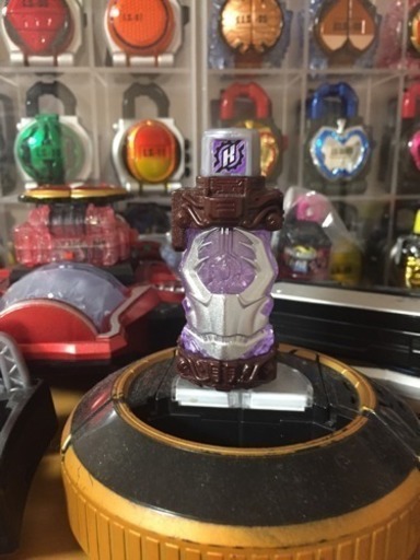 仮面ライダービルド  クワガタフルボトル GP12 ガシャポン