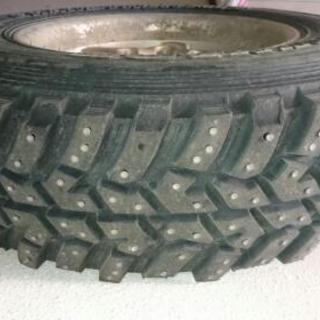 スパイク フルピン MTタイヤ 冬用225/75r16  デリカスペースギア