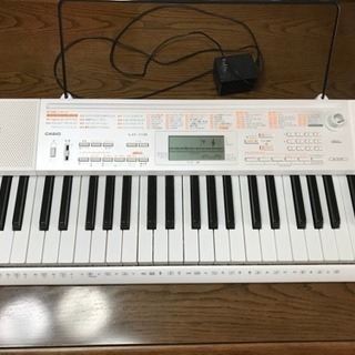 CASIO ピアノ 光ナビゲーションキーボード