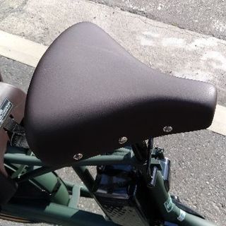 パナソニック子供乗せ電動自転車　ギュットアニーズ・ＫＤ　マットディープグリーン　BE-ELMK03