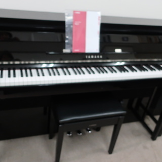 電子ピアノ　アバングランド　ヤマハ　NU1　2013製