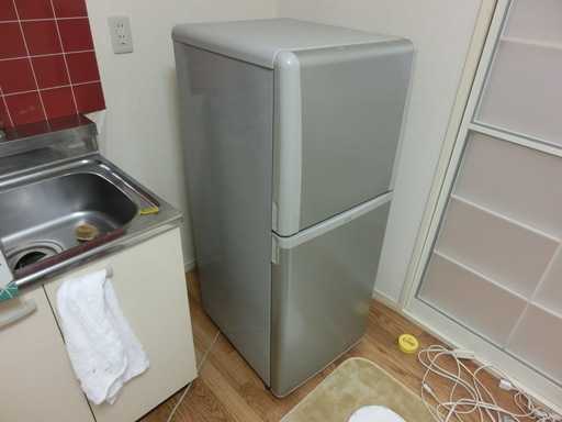 1～２人生活向け冷蔵庫（東芝製）