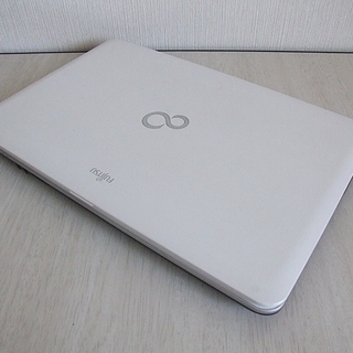 LIFEBOOK AH40/HW ホワイト ノートPC 富士通 ノートパソコン office付き 新品 同様 FMV LIFEBOOK AH40