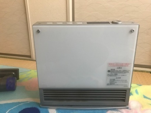 ガスファンヒーター