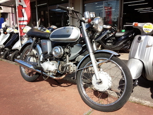 NO.2080 ＹＢ－１ＦＯＵＲ キャプトンマフラー付き　４サイクルエンジン クラッチ付き４速 ☆彡