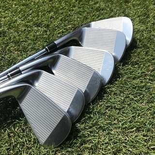 キャロウェイ レガシーブラック アイアン