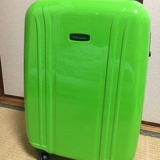 未使用 EMINENTの黄緑色のスーツケース
