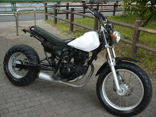 ヤマハ ＴＷ ２００ ２型 後期 ディスク ロング カスタムベースに　通勤通学街乗り～レジャーまで