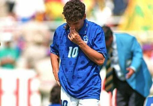 正規品　DIADORA　1994 USA　W杯　イタリア代表　バッジョ　バッジオ