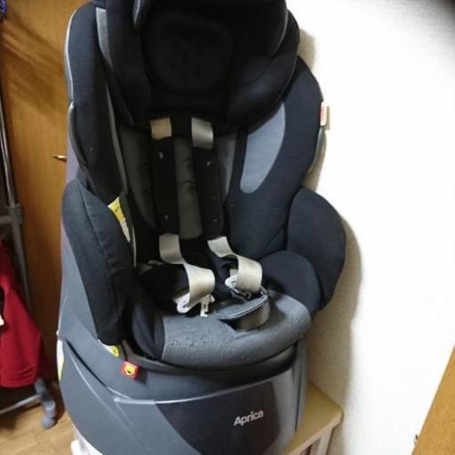 Aprica チャイルドシート※値段交渉受け付け中