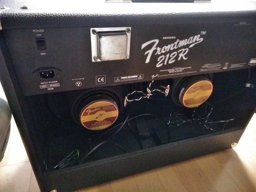 fender frontman 212r フェンダーフロントマン　中古