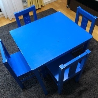IKEA キッズテーブルと椅子