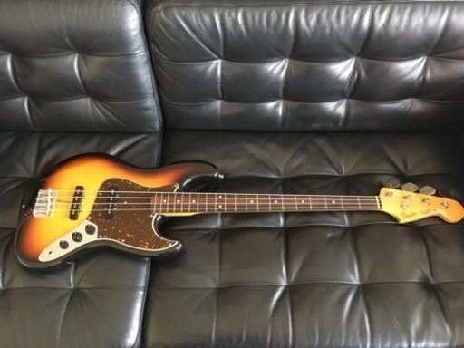 FENDER ジャズベース 背負えるキャリングケース付 美品！