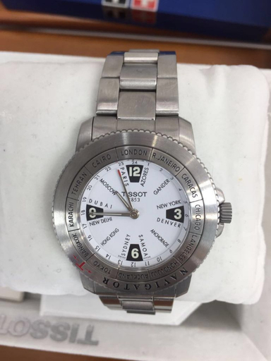 腕時計　Tissot Navigator_Watch Watch T30.1.485.12 未使用品　付属品あり（写真参照）
