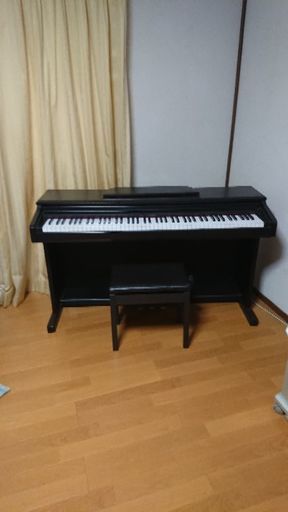 電子ピアノ