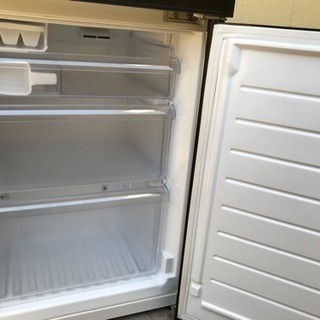 【リサイクルサービス八光　在庫入れ替え価格　安心の3か月保証　配達設置OK】AQUA アクア AQR-D27B K [冷凍冷蔵庫 (270L・右開き） 2ドア プレミアムブラック] 