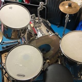 値下げしました！ 中古 パール ドラムセット
