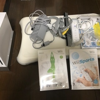 Wii本体＋WiiFit+WiiSports