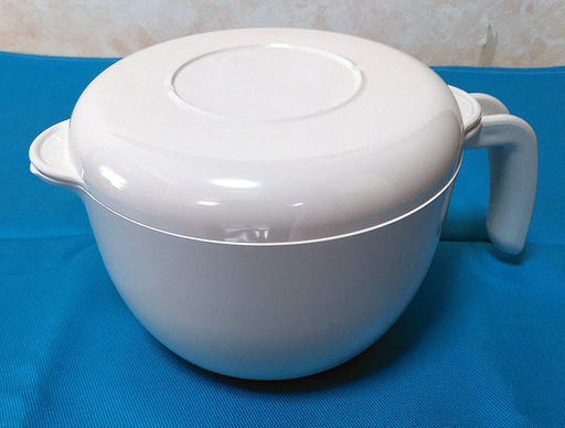 タッパーウェア2000　電子レンジ容器（ケトル？タイプ）未使用