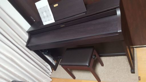 送料格安】roland(ローランド) HP506 【美品】 電子ピアノ