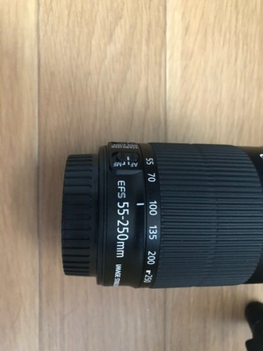 ★Canon eos Kiss X8i ダブルズームキット★美品（中古）