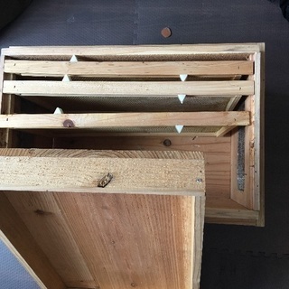 7枚箱巣箱 巣枠3つ付  養蜂