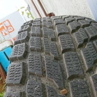 ランドクルーザー8０純正アルミホイール＋スタッドレスタイヤ　4本    現状品