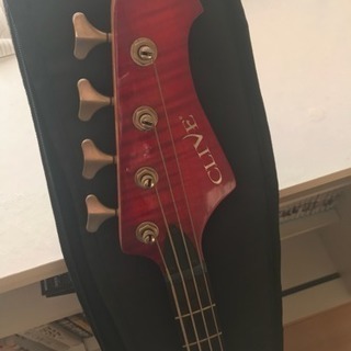 クライブ ベースギター