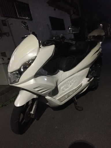 値段激下げ！！早い者勝ち！！ PCX125 ホワイトフルカスタム メッキパーツ 社外マフラー