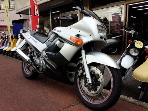 NO.2090 ＺＺＲ２５０ 水冷４サイクル２気筒２５０ｃｃエンジン ☆彡