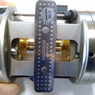 シマノ 05カルカッタ400美中古品 ライギョ ビックベイト 怪魚等