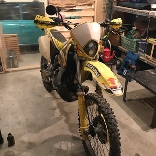 スズキRMX250(SJ14)