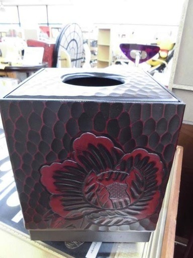 鎌倉彫くず入れ赤茶色花の彫刻札幌西岡店 モノハウス 西岡 月寒中央のインテリア雑貨 小物 ごみ箱 の中古あげます 譲ります ジモティーで不用品の処分