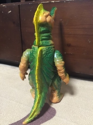 ウルトラマン 怪獣 サータン