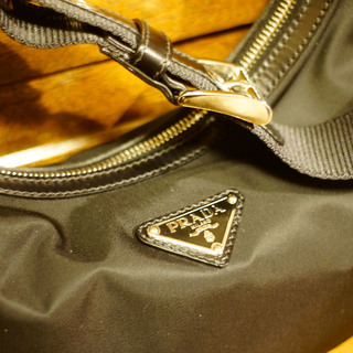 美品 プラダ ナイロン×レザー ワンショルダー ハンド バッグ ブラック PRADA プラダ トライアングルロゴ ナイロン レザー ホーボー