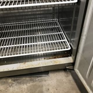 業務用冷蔵庫 縦型4枚扉