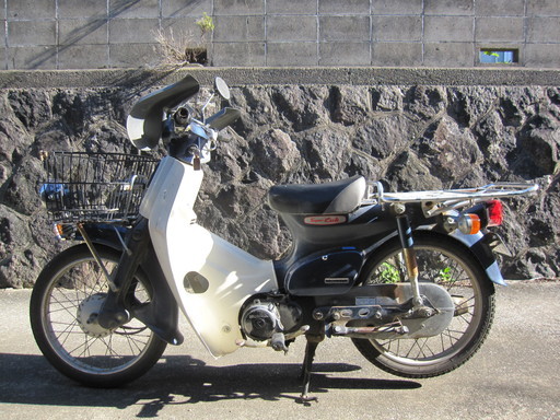 ホンダ　プレスカブ　５０　FI　ジャンク　部品取り　レストアベース