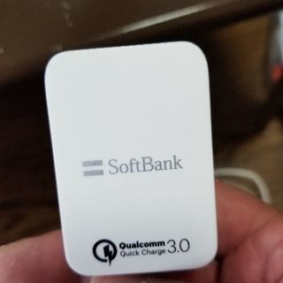 SoftBank製、Androidスマホ用充電器