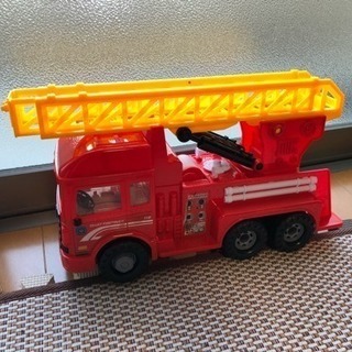 ハシゴ消防車