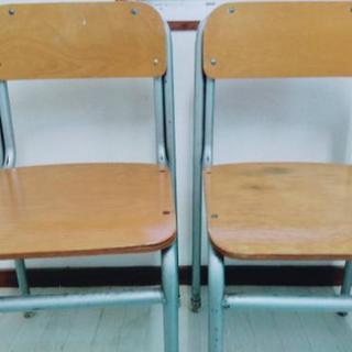 学校椅子とパイプ椅子セット